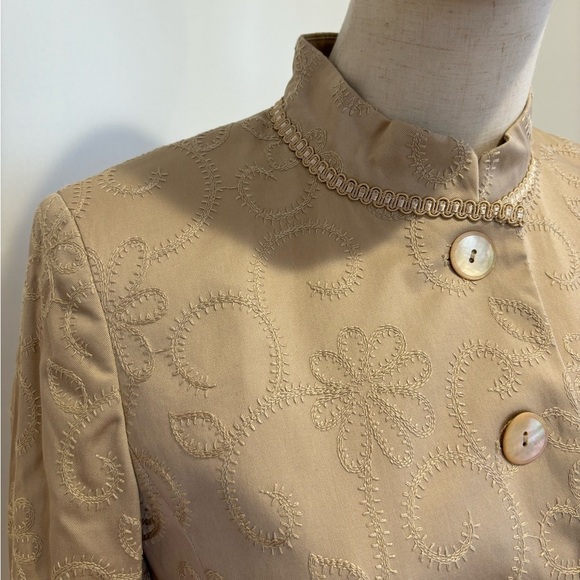 NWOT TAN EMBROIDERED RELAXED FIT JACKET W MANDARIN COLLAR & ABALONE BUTTONS 8P - Picture 6 of 14